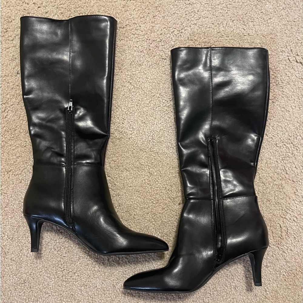 New, Never Worn, Dolce Vita Black Heeled Boots (OBO)